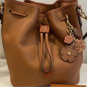 NWT Dooney & Bourke Pebble Grain Drawstring Bag in Caramel
